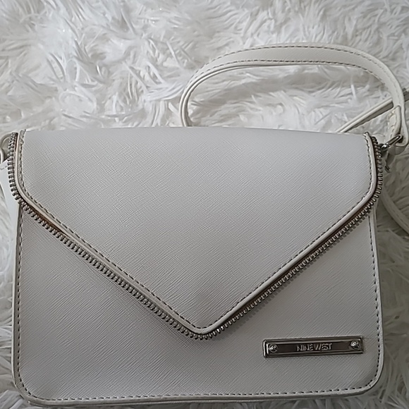 NINE WEST Crossbody Mini White Purse - Picture 5 of 10